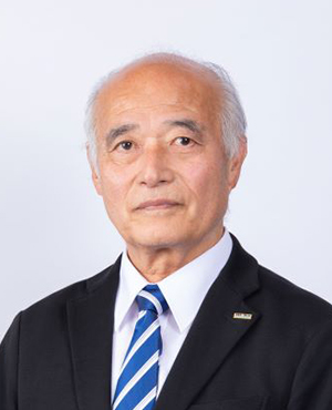 津曲 芳信 氏
