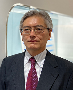 石嶋 光 氏